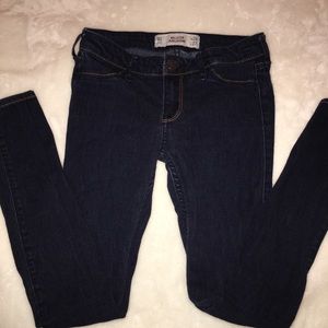 Dark wash hollister jeans